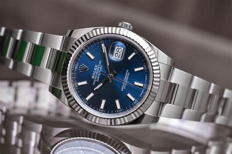 rolex oyster steel datejust.